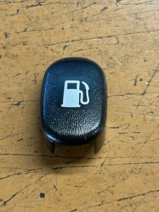 NUEVA PERILLA DE LIBERACIÓN DE LLENADO DE COMBUSTIBLE OEM KIA - SE ADAPTA A MUCHOS MODELOS - VER LISTA A CONTINUACIÓN - Imagen 1 de 4