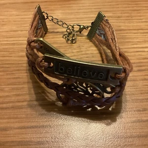 Bronze tone where there’s a Will there’s a way - believe bracelet - Picture 1 of 1
