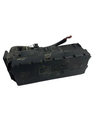 02 03 04 FORD TAURUS Engine Fuse Box - Image 1 of 4