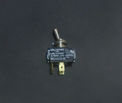 CARLING TECHNOLOGIES Carling On Off Toggle Switch 10A 250VAC / 15A 125VAC 3/4 HP 125-250 VAC 4 Prong