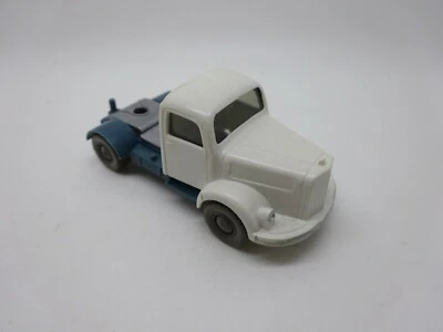 Wiking: MB 3500 Trattore (Schub139) - Immagine 1 di 3