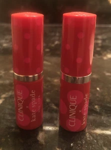Zwei 2x Clinique Kate Spade Pop Lippenstift + Primer 02 BARE POP NEU Neu ohne Karton - Bild 1 von 6