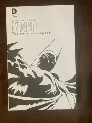 全新 蝙蝠侠 The Long 万圣节 黑色 硬背书 Jeph Loeb & Tim Sale 著 — 第 1/3 张图片