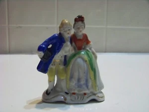 Estatuilla vintage de Japón ocupado de un hombre y una mujer decoración - Imagen 1 de 3