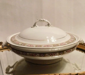Johnson Bros. Antique ORMSBY Rd. Covered Serving Bowl, England, Ca. 1920's - Picture 1 of 8