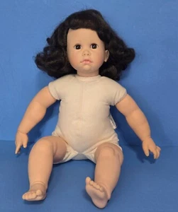Vntg Madame Alexander "Darlene" Toddler Baby Doll 1991 Cloth Body Brunette 18" - Picture 1 of 8
