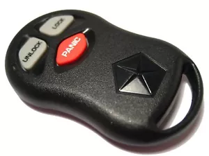 KYPT03C98JA adatto per CHRYSLER P/N: 4608229AB '97-01 3 pulsanti trasmettitore Chrysler - Foto 1 di 1