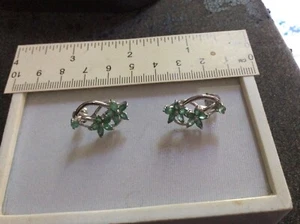 ORECCHINI IN ARGENTO PLACCATO IN ORO CON SMERALDI NATURALI - Picture 1 of 2