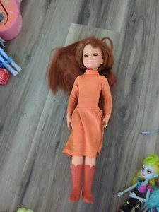 E-768 VINTAGE 1971 IDEAL TOYS MOVIN GROOVIN CRISSY bambola - Foto 1 di 24