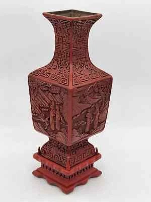 Antiguo jarrón de cinabrio de laca roja tallada china Qing del siglo XIX 清朝 金纳巴尔 Foto 1 de 4