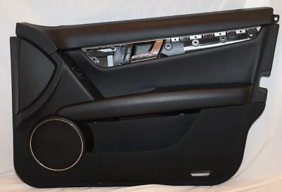 Panel lateral interior del pasajero Mercedes-Benz C300 2008-2011 - negro Foto 1 de 4