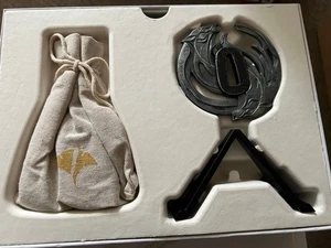 Ghost of Yotei Collector's Edition PS5 esclusivo bonus Tsuba set borsa con coulisse - Foto 1 di 3