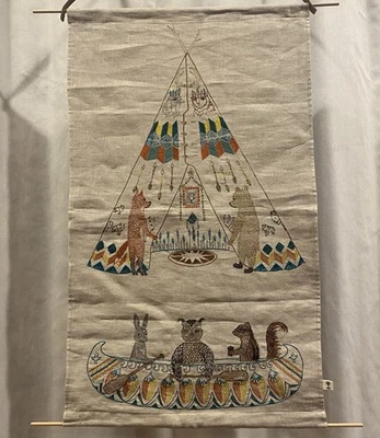 Colgante de pared de lino coral y colmillo 18,5x34 animales del bosque canoa tipi DEFECTO - LEER Foto 1 de 4