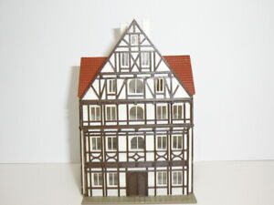 HO SCALE - 'RETIRED' HOTEL - VOLLMER #19 521