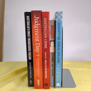 Bulk Set Paperback Books Australian True Crime Genre Stories of Serial Killers - Bild 1 von 20