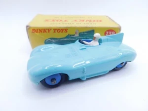 DINKY TOYS 238 * JAGUAR TYPE D RACING CAR * 1:43 * IMBALLO ORIGINALE * 1958 - Foto 1 di 15
