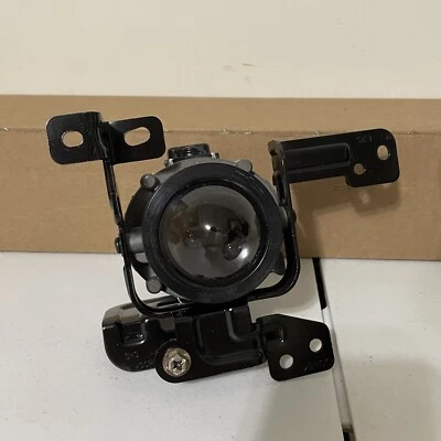 OEM NEW 2020 - 2022 Kia Soul Left Driver Side Fog Lamp Assembly 92201-K0000 - Image 1 of 4