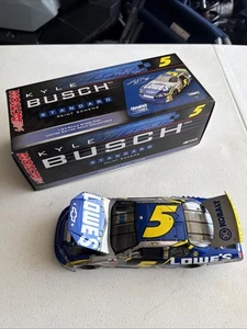 Kyle Busch #5 Lowe's 2006 Hendrick Chevy 1/24 Scale Die-Cast Car - Picture 1 of 2