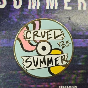 Cruel Summer Pin TV Show Freeform Hulu SDCC 2023 - Picture 1 of 5