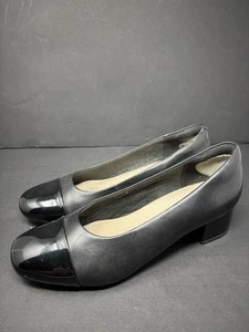 CLARKS COLLECTION Women's Black Combo Marilyn Sara Block-Heel Pumps SZ 9 Wide - Picture 1 of 8