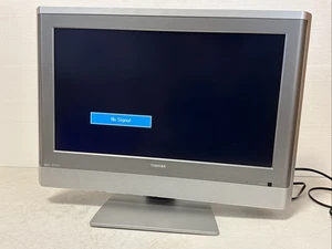 TOSHIBA 23HLV85 20" TV/DVD Combo 2005 Theaterwide HD Retro Gaming/Computer/HDMI  - Picture 1 of 13