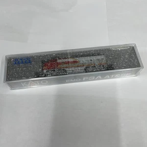 KATO 176-1121 F3A Santa Fe Warbonnet #21 F3-A AT&SF #21 N-Scale Engine Railroad - Picture 1 of 10