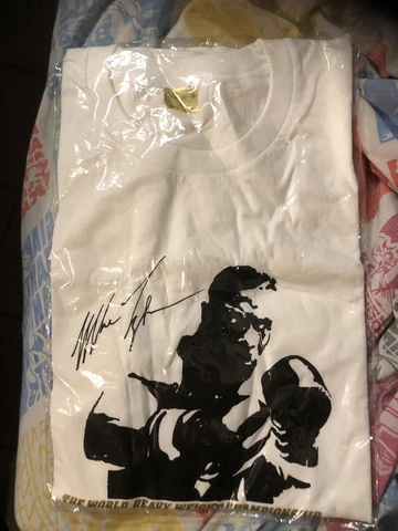 vintage 1990 mike tyson vs Buster Douglas t shirt Boxing Japan Rare Size Large Cover
