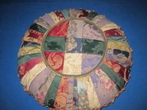 Sheila Davlin Tassel Pillow Round Elegant Decorative Red and Gold - Picture 1 of 6