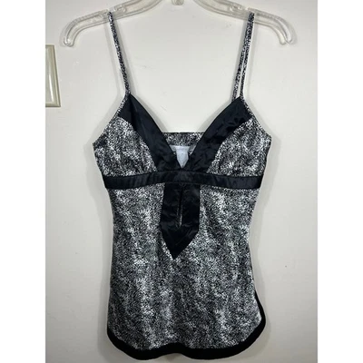 Top Babydoll Cami Charlotte Russe Y2K para mujer M ribete satinado coqueta mirilla Foto 1 de 4