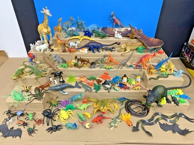 Vintage 119pc Lot Plastic Rubber Wild Animals Dinos Reptiles Bugs Safari &More - Image 1 of 4