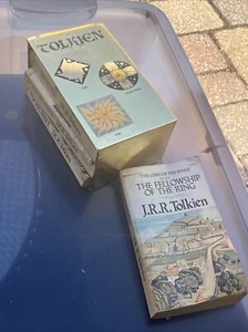 THE LORD OF THE RINGS Gold Foil Box Set 4 Titles JRR Tolkien Ballantine 1973 PB - Picture 1 of 7