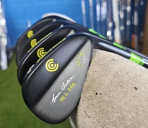 CLEVELAND 588 BLACK NITRIDE 4 WEDGE SET 49-53-56-60 SPINE ALIGNED BLACK S300 - Picture 1 of 12