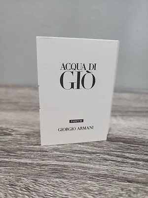 NUEVO SPRAY MUESTRA PERFUME PARA HOMBRES AQUA DI GIO GIORGIO ARMANI 1,2 ML / 0,04 FL OZ NUEVO Foto 1 de 4