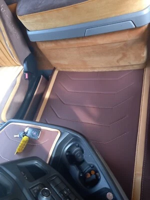 Fußbodenset Groß nach Wunsch passend für LKW Scania NEW Generation R/S-BosOne - Bild 1 von 4