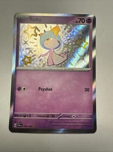 Ralts 153/091 Sv: Paldean Fates Holo - Foto 1 di 2