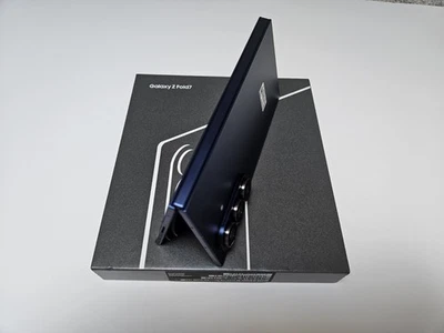 Samsung Galaxy Z Fold 7 512GB Unlocked Blue UK Model - NEW OPEN BOX! (VATINC) - Image 1 of 4