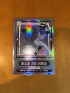 2025 Donruss Baseball Coming Attrazioni Holo Enrique Bradfield Jr #16 Orioles - Foto 1 di 2