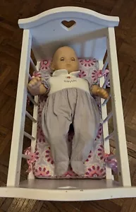 AMERICAN GIRL Bitty Baby WEISSE SCHAUKELKRIPPE & PUPPE (191/5) - Bild 1 von 17