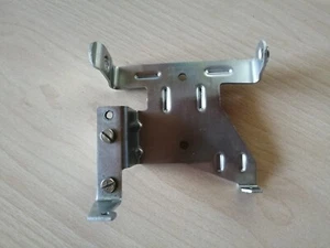 Viessmann Vitola-biferral VBE18 Ölheizung Brenner Zündtrafo Original Halterung - Bild 1 von 3