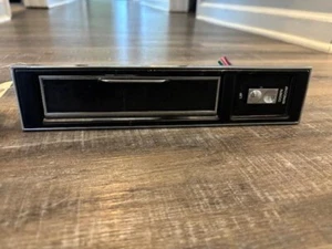 1985-1993 Cadillac SDV FWD Fleetwood OEM LEFT REAR Window Switch Plate BLACK - Foto 1 di 4