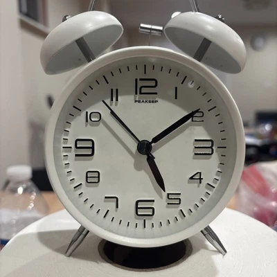 Peakeep Retro 4-inch Battery-Operated Twin Bell Loud Alarm Clock White - Image 1 of 3