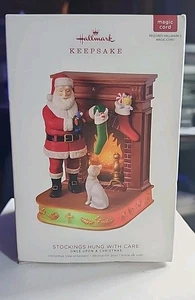 Hallmark Andenken Ornament Strümpfe sorgfältig aufgehängt -benötigt magische Kordel - - Bild 1 von 5