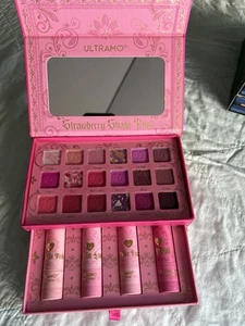 Ultramo strawberry shake  Eyeshadow Palette With Lip Sticks💋💄💋🌺💋💄💋💄💋 - Picture 1 of 5