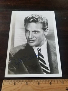 Circa 1960 Robert Stack Movie Star Vintage Signed Photograph - Picture 1 of 3