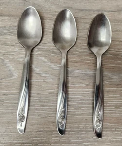 Lote de 3 cucharas cucharas cucharas cubiertos de acero inoxidable Oneida Roseanne 6" - Imagen 1 de 8