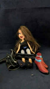 Bratz Doll - Picture 1 of 1