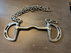 Kimberwick Bit Low Port with Curb Chain 4 1/2” - 5” Slotted D-Ring Horse Bit - Picture 1 of 6