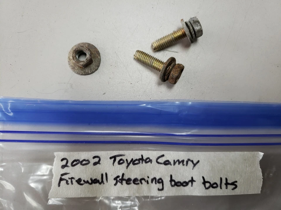 2002 Toyota Camry Firewall Steering Boot BOLTS - Imagem 1 de 1