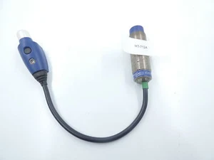 Sensor de alimentación inductivo Telemecanique XS618B2PAL01M12 - Imagen 1 de 5