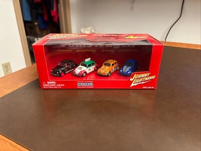 Juego de caja de 4 autos Johnny Lightning Cragar/Volkswagen Beetle nuevo en caja excelente Foto 1 de 3